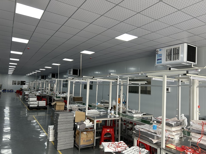 机械加工车间，省电空调打…